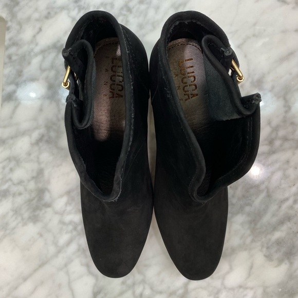 Lucca Lane Paydena size 8.5 Elegant Black Ankle Boots with Buckle Detail leather - Picture 4 of 8